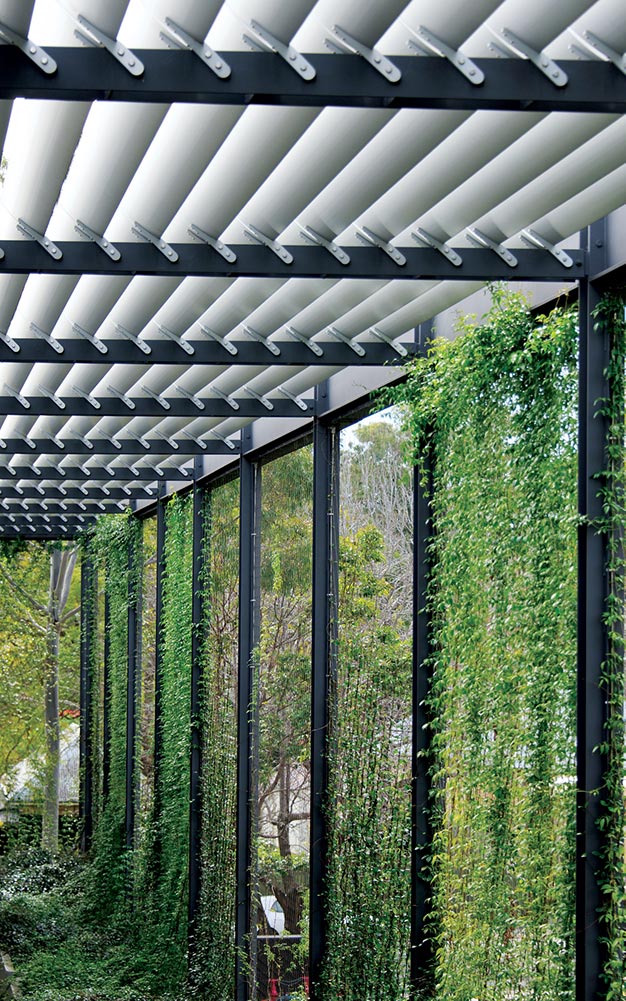 AGS4C - X-TEND MESH TRELLIS SYSTEM - CABLE BORDER by Ronstan